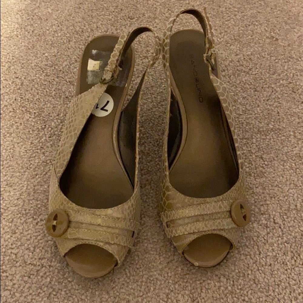 Peep toe heel Size 7.5